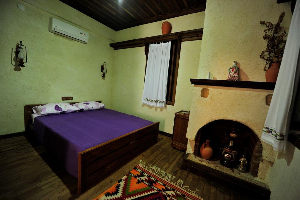 Beymelek Tas Evler Guest House Demre Bagian luar foto